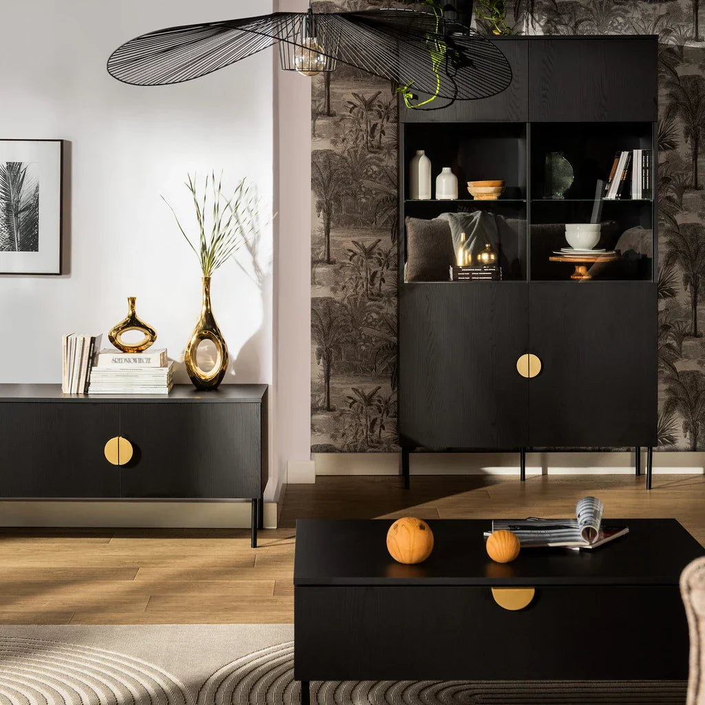 MO Mond, schwarze Vitrine