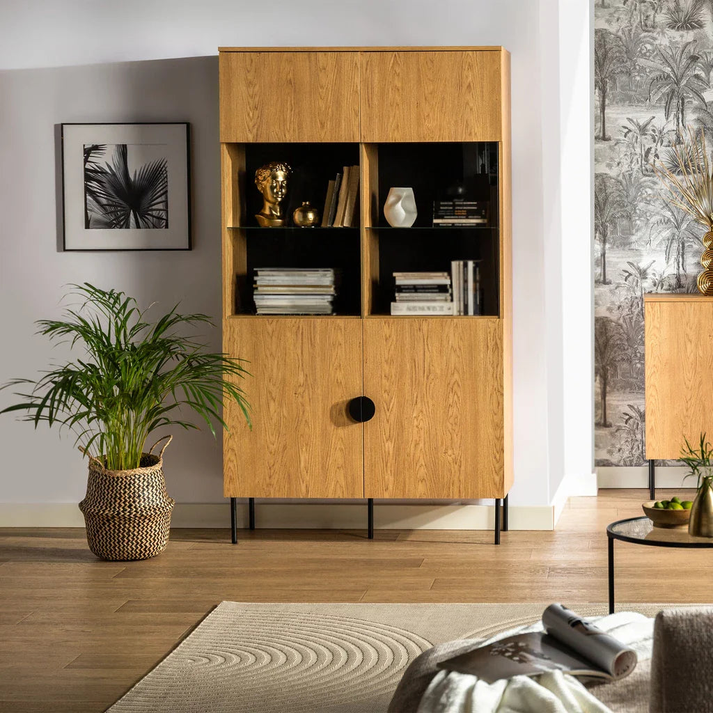 MO Mond Vitrine aus baltischer Eiche