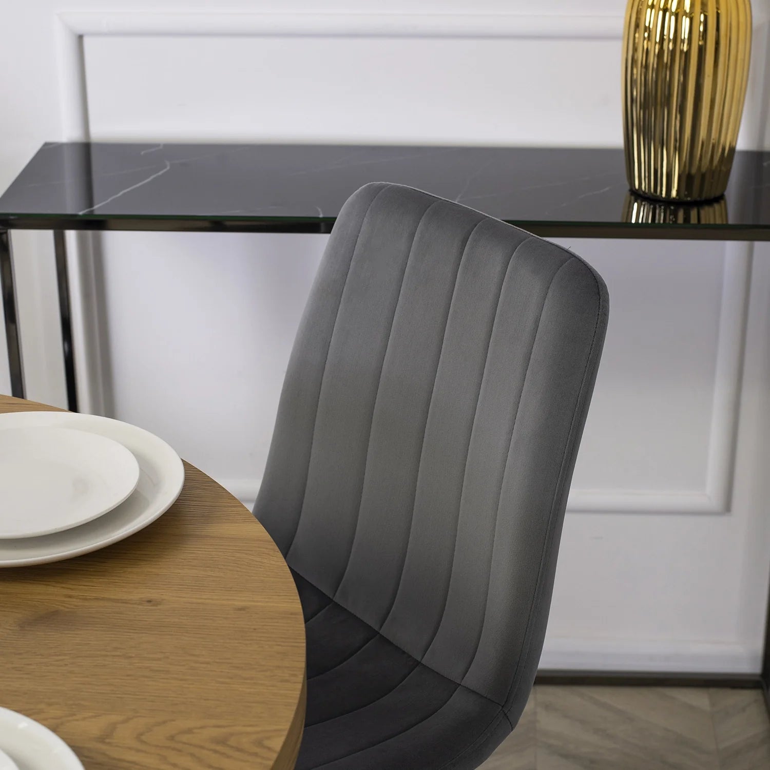Elite IBIS Grey Velvet Chair – Modern Comfort & Timeless Style