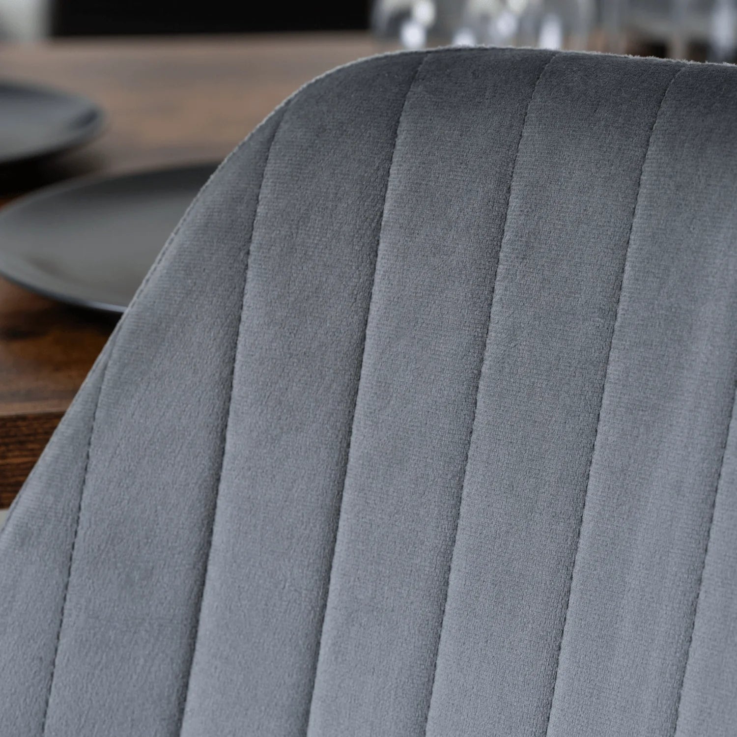 Elite LILAC Grey Velvet Chair – A Perfect Fusion of Elegance & Comfort