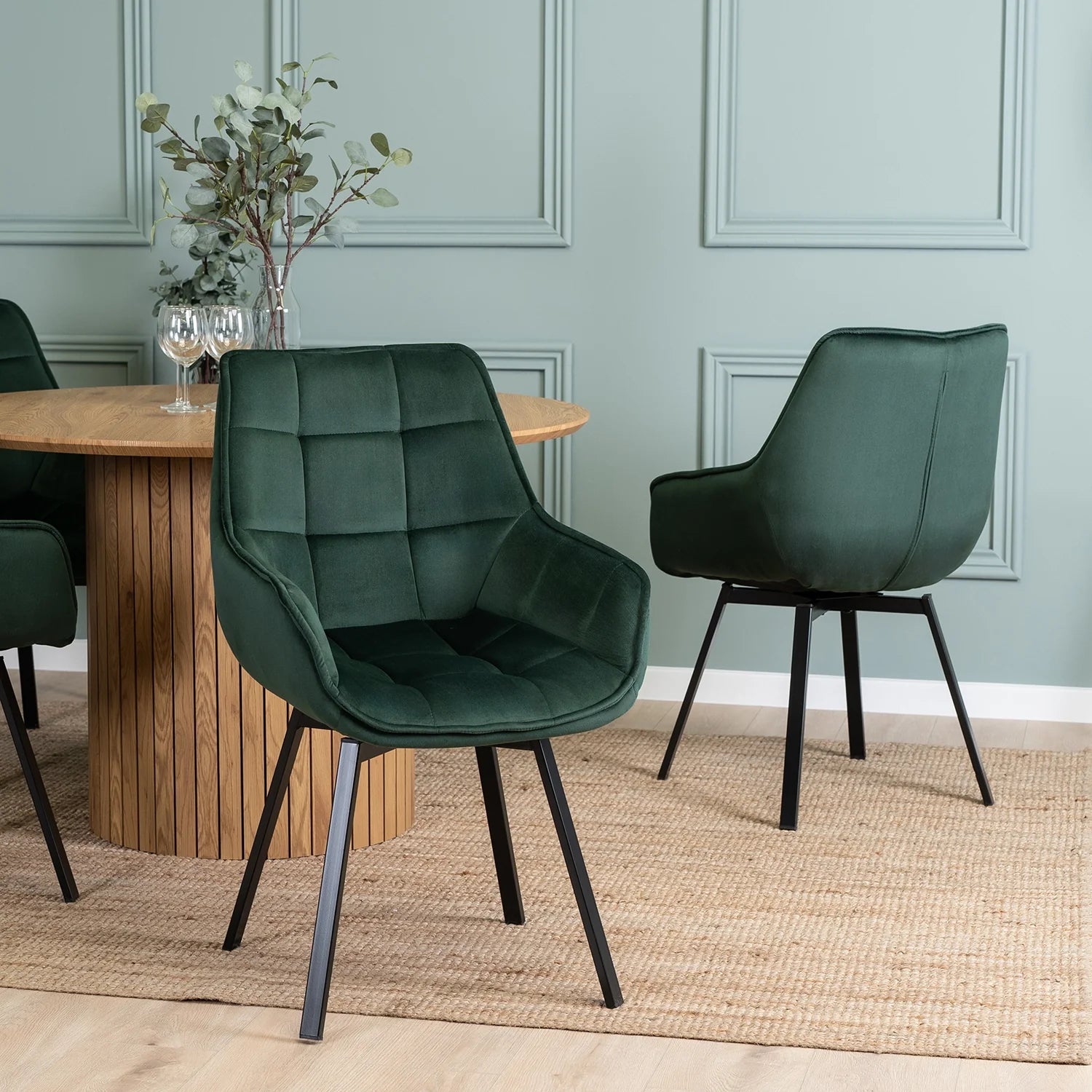 Elite LUNA Green Velvet Swivel Chair – Modern Elegance & Comfort