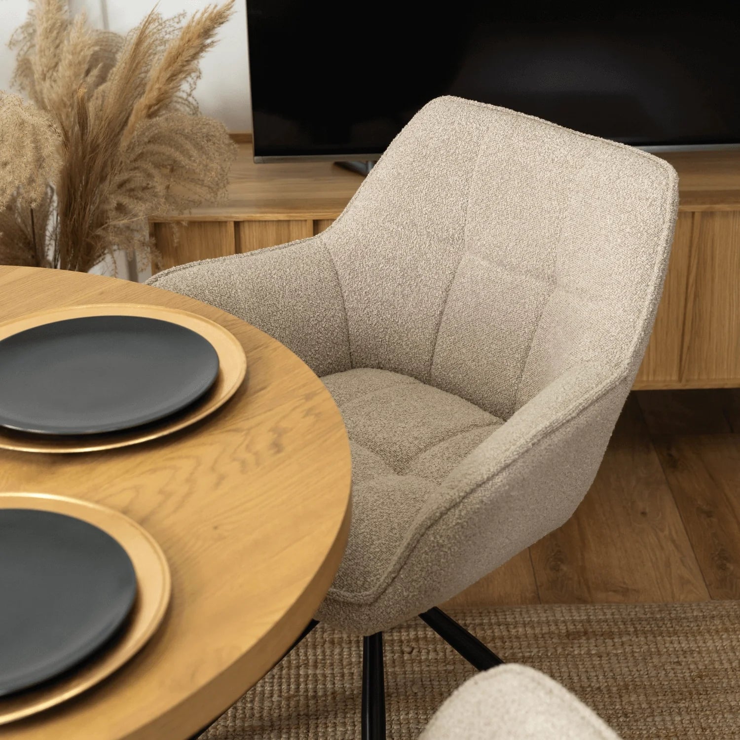 Elite PEONY Swivel Chair – Elegant Beige Bouclé Comfort