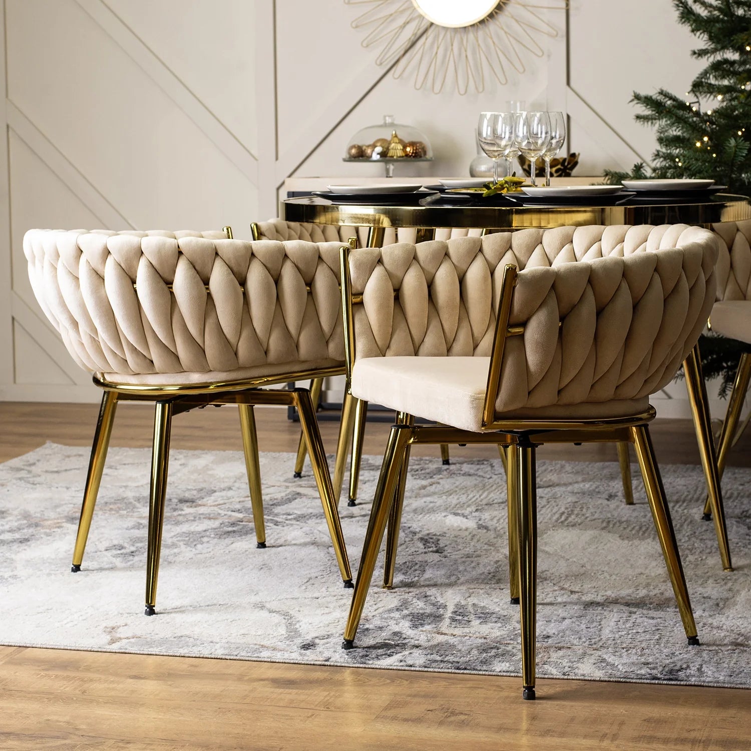 Elite RUBI Swivel Velvet Chair – Luxurious Comfort & Modern Glamour