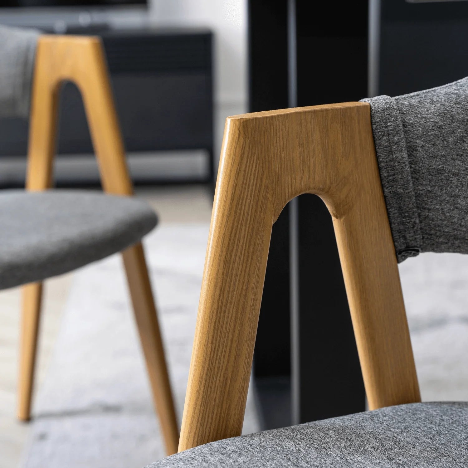 Elite RUIZ Chair – Gray Fabric & Golden Oak Frame