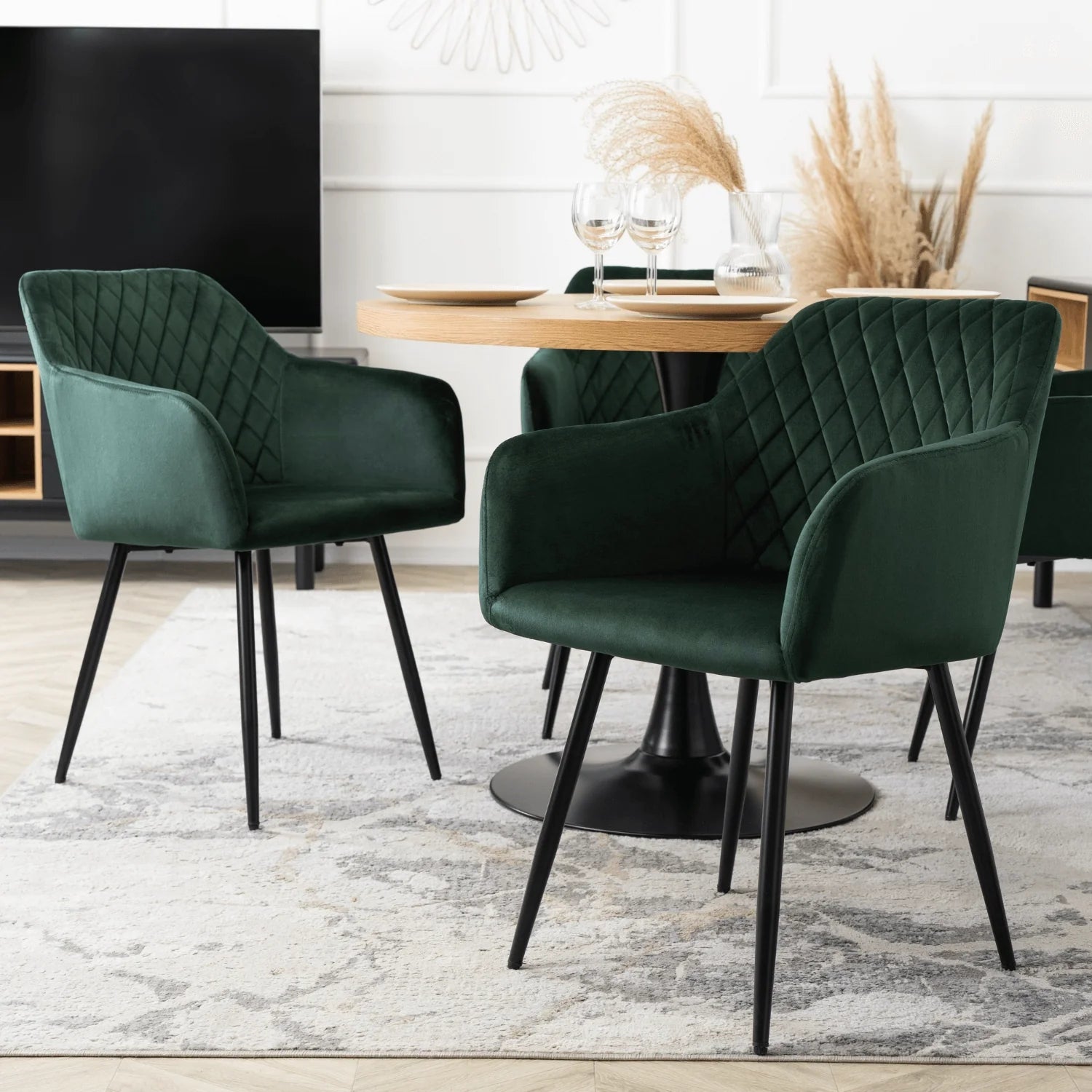 Elite SHANE Green Velvet Dining Chair – Modern Comfort & Elegance