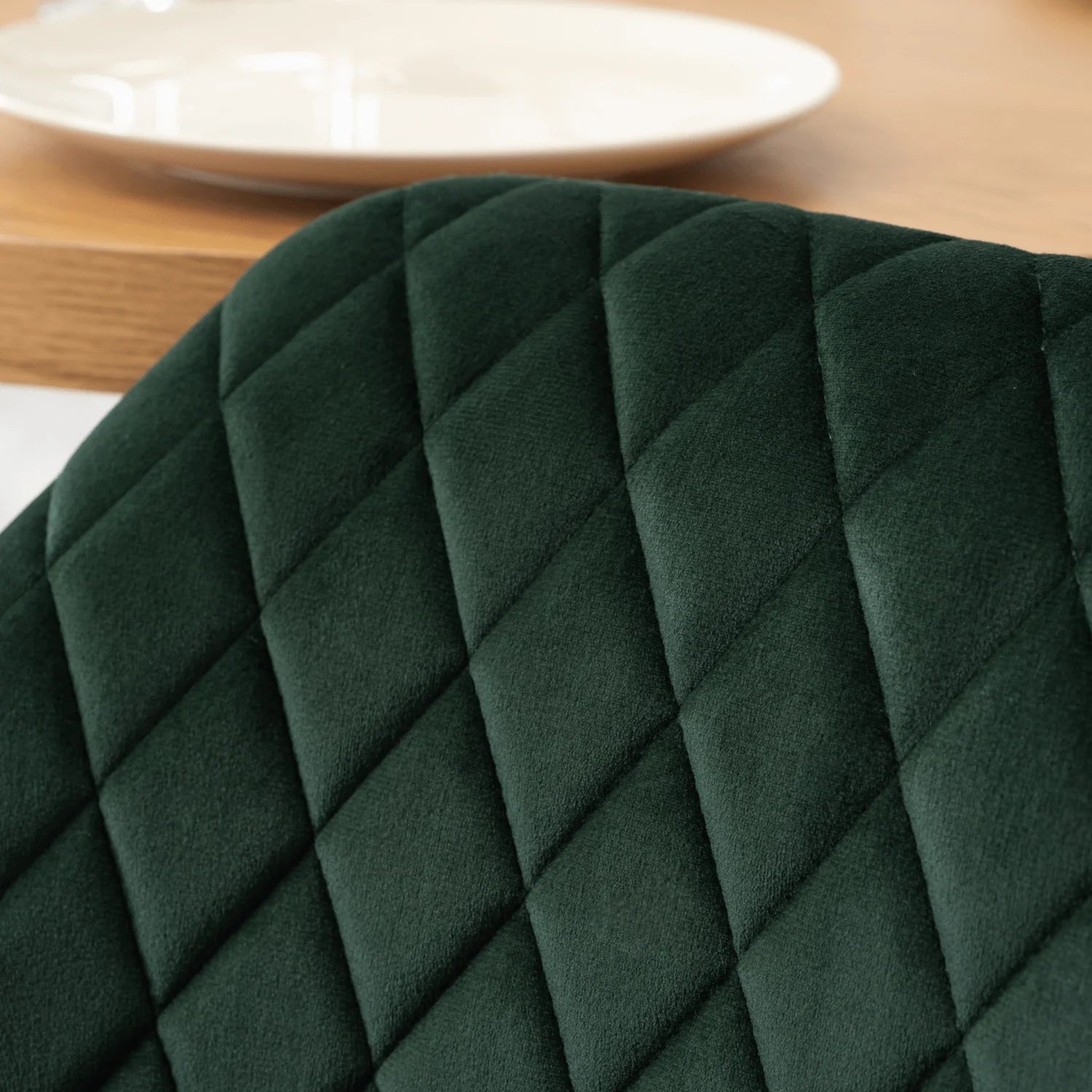 Elite SHANE Green Velvet Dining Chair – Modern Comfort & Elegance
