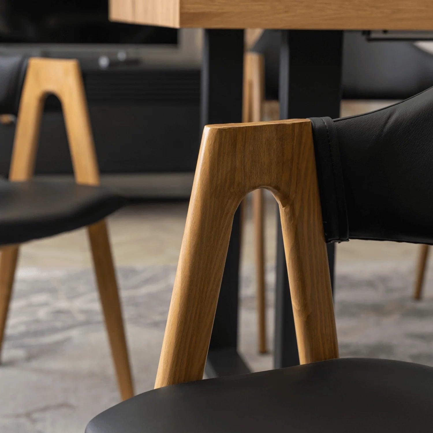 Elite WILLY Chair – Black Eco-Leather & Golden Oak Frame
