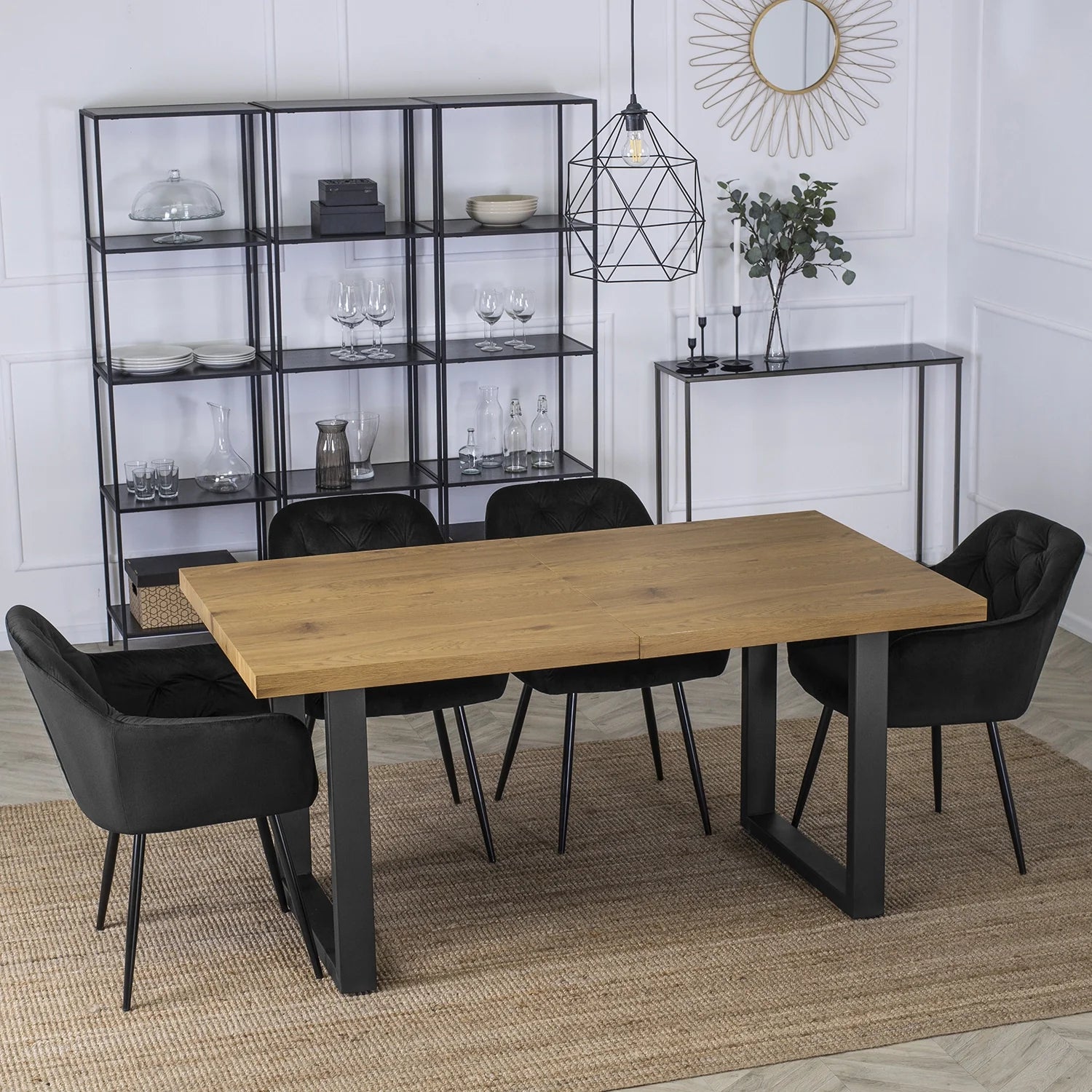 Elite VIKI Schwarzer Samtstuhl – Moderne Eleganz und höchster Komfort