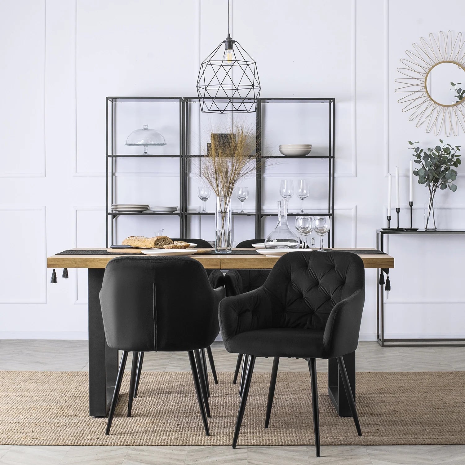 Elite VIKI Schwarzer Samtstuhl – Moderne Eleganz und höchster Komfort