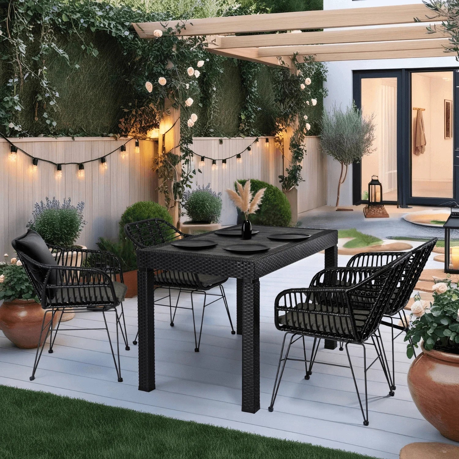 Elite FARGO Gartentisch – Schwarzes Technorattan