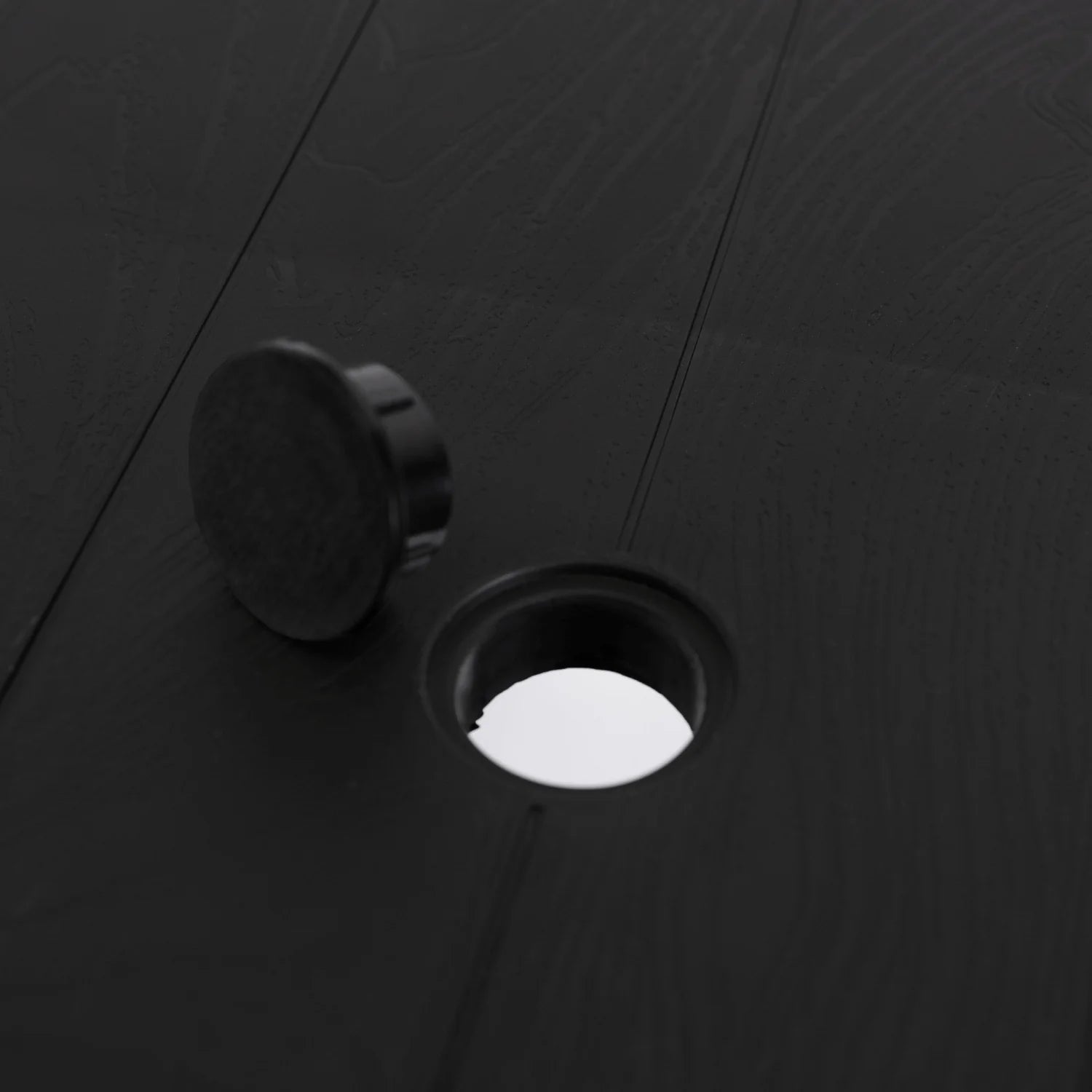 Elite FARGO Outdoor Table – Black Technorattan