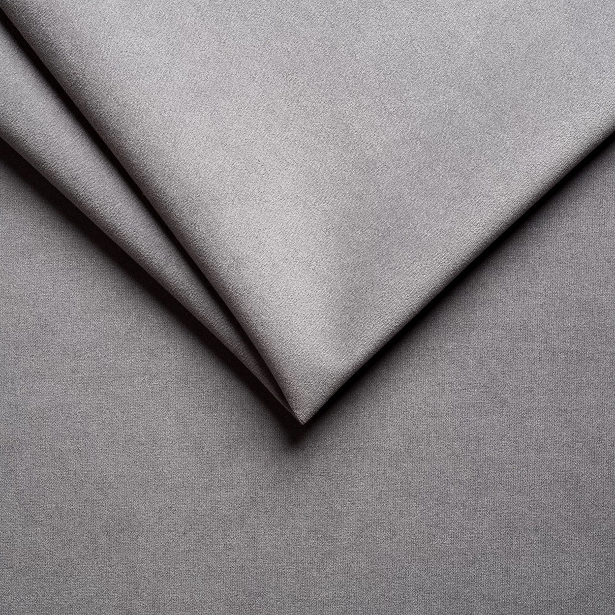 PK Emi 39 Flurgarderobe Artisan Eiche/Schwarz - Polsterpaneele in verschiedenen Farben